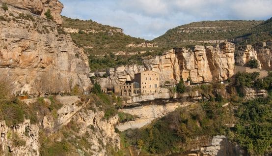 vistas de sant miquel del fai en riells del fay