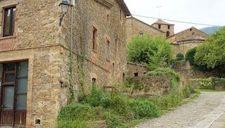 sant hilari sacalm pueblo